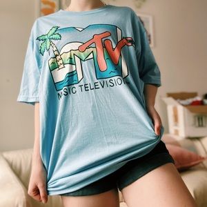 Oversized retro MTV tee shirt summer blue